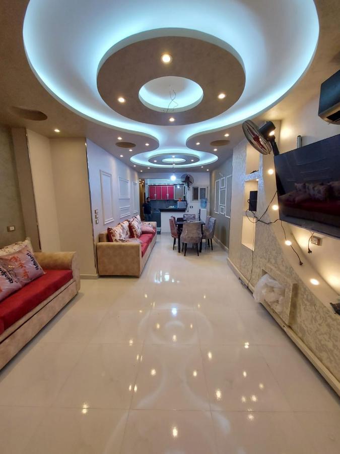 Appartement شقة فندقية على البحر *