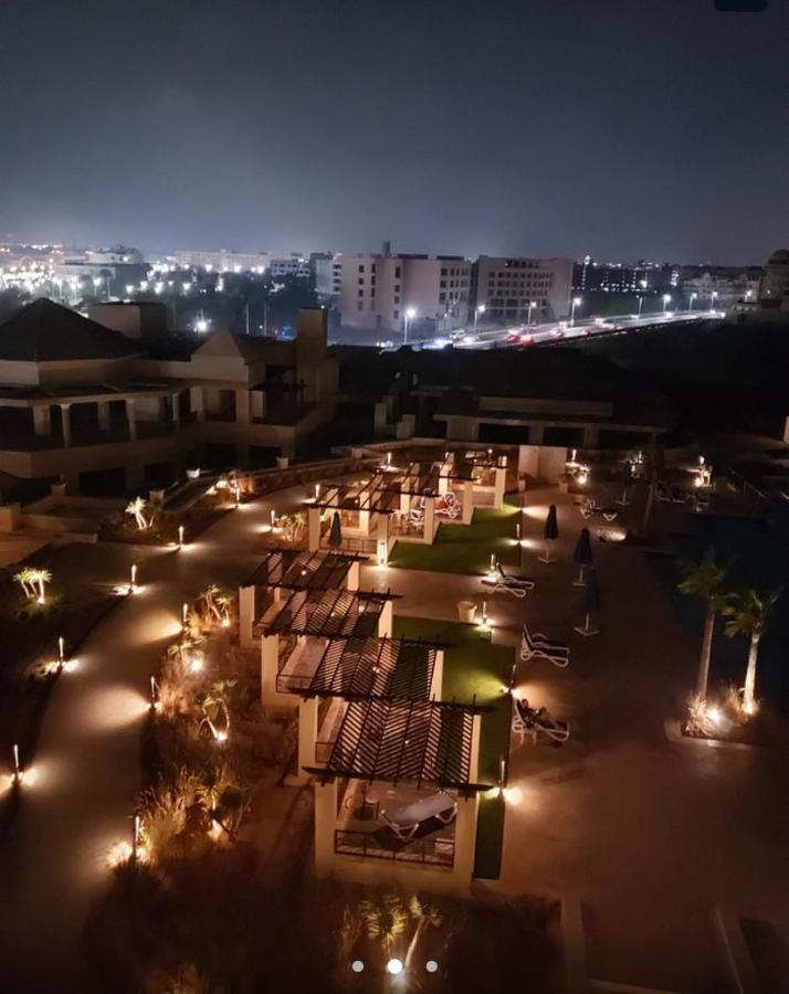 Luxury Self-catering & Studios, Al Dau Heights Apartment *