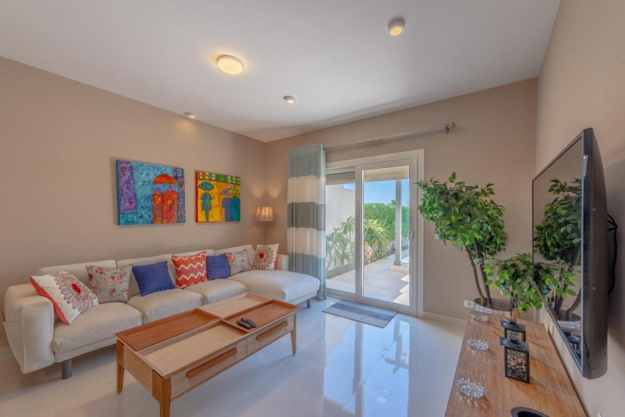 Villa Joubal 3br Private Pool Next To Marina