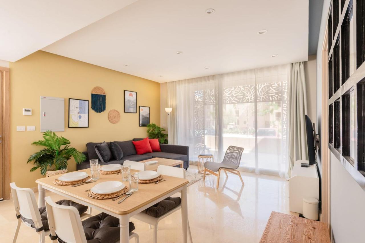 Exotic 1bdr W Outdoor Terrace Pool & Access Hurghada