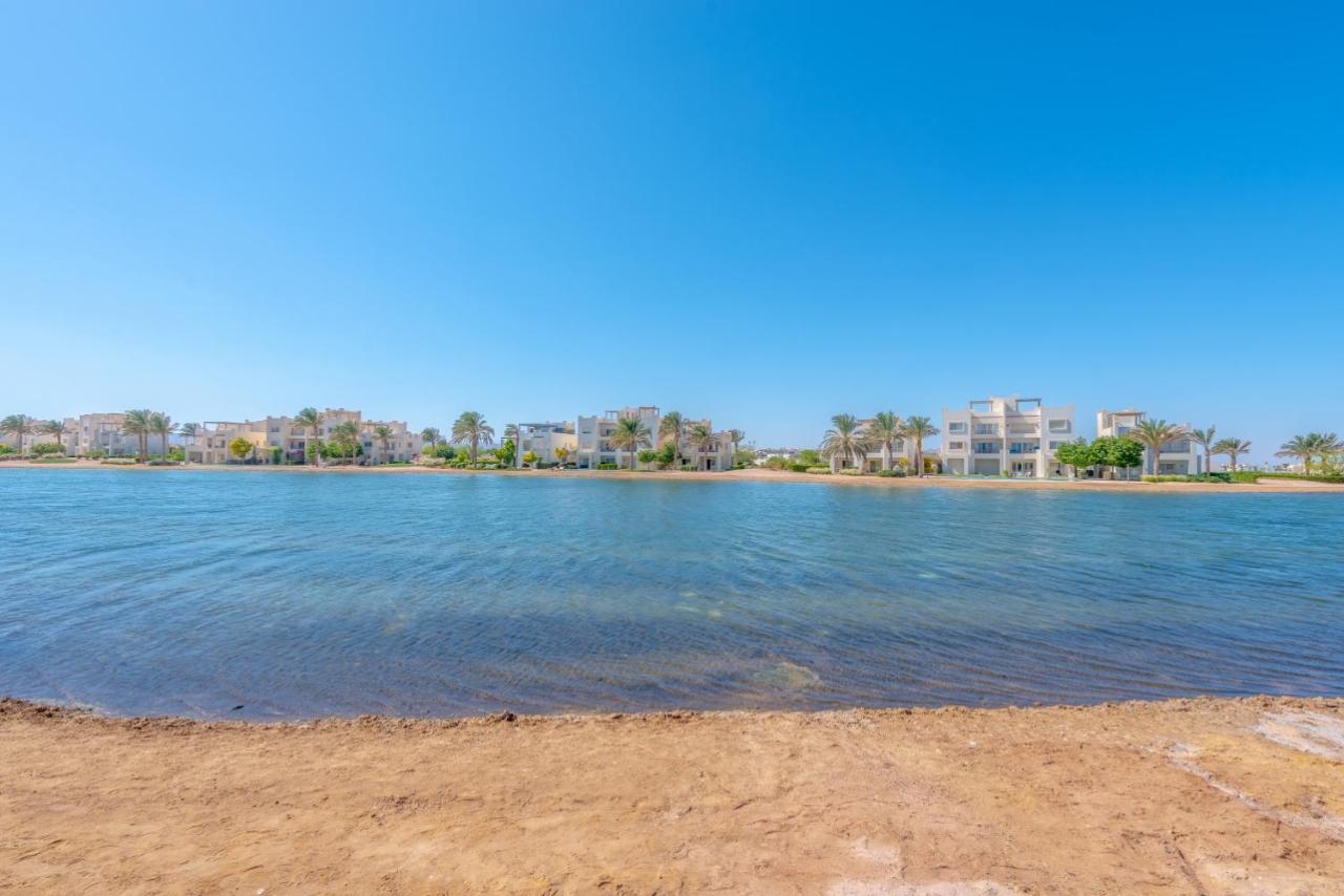 Joubal 3br Private Pool Next To Marina Villa Hurghada