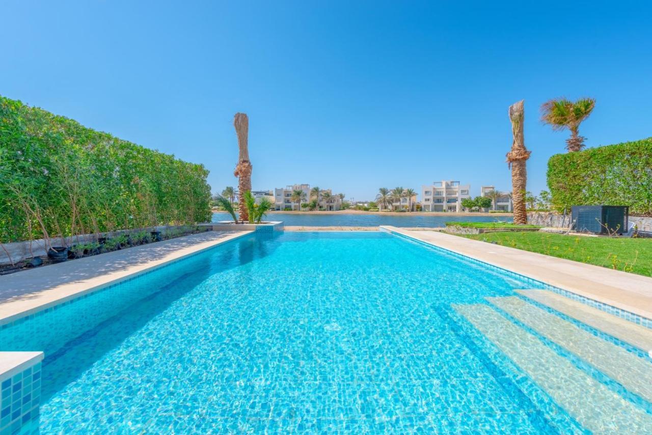 Joubal 3br Private Pool Next To Marina