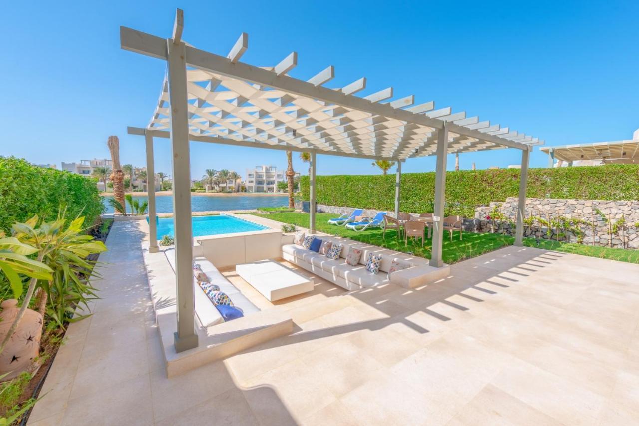 Villa Joubal 3br Private Pool Next To Marina *