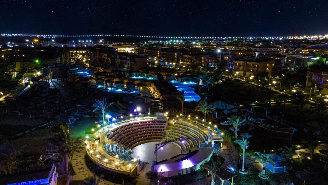 Titanic Palace Families And Couples Only Resort