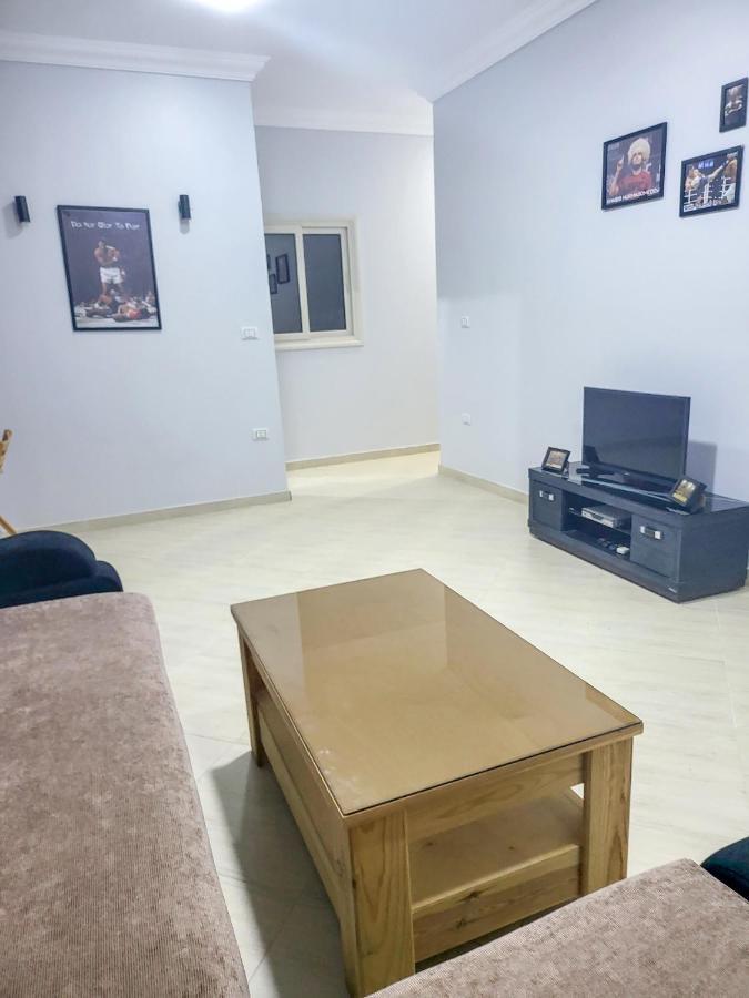 Apartment Greenfeet Near The Sea Redsealine