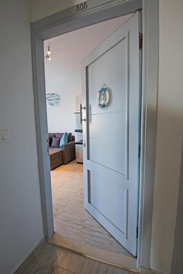 Apartment Seaview European Class 1bdrm Free Wifi Orfi *