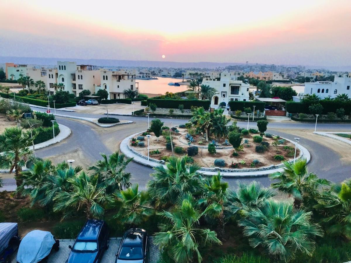 Séjour chez l'habitant Mangroovy - Elgouna Authentic Designer Shared 2 Bdr Each With Private Bathroom For Kitesurfers With Pool View & Access Hurghada