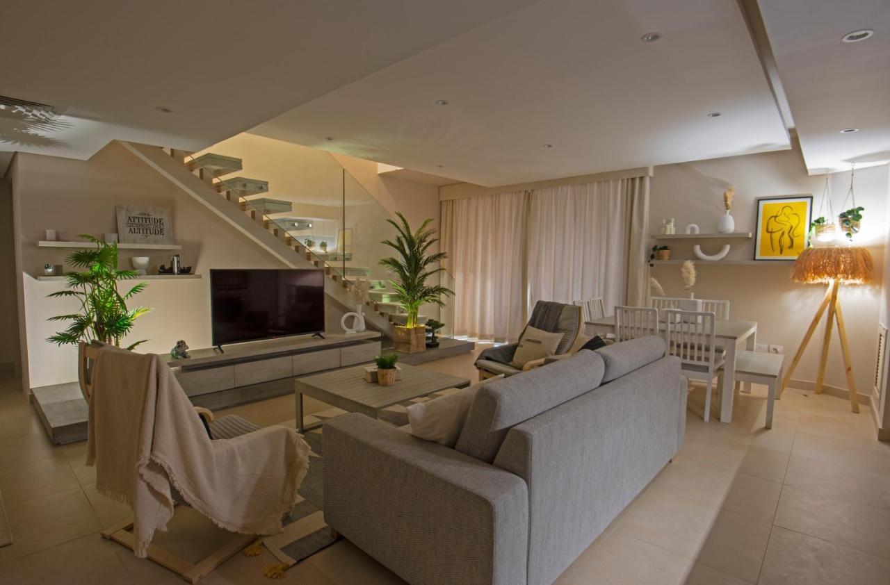 Apartment A Stunning Seaview Penthouse; 3bedrooms + Nanny Hurghada