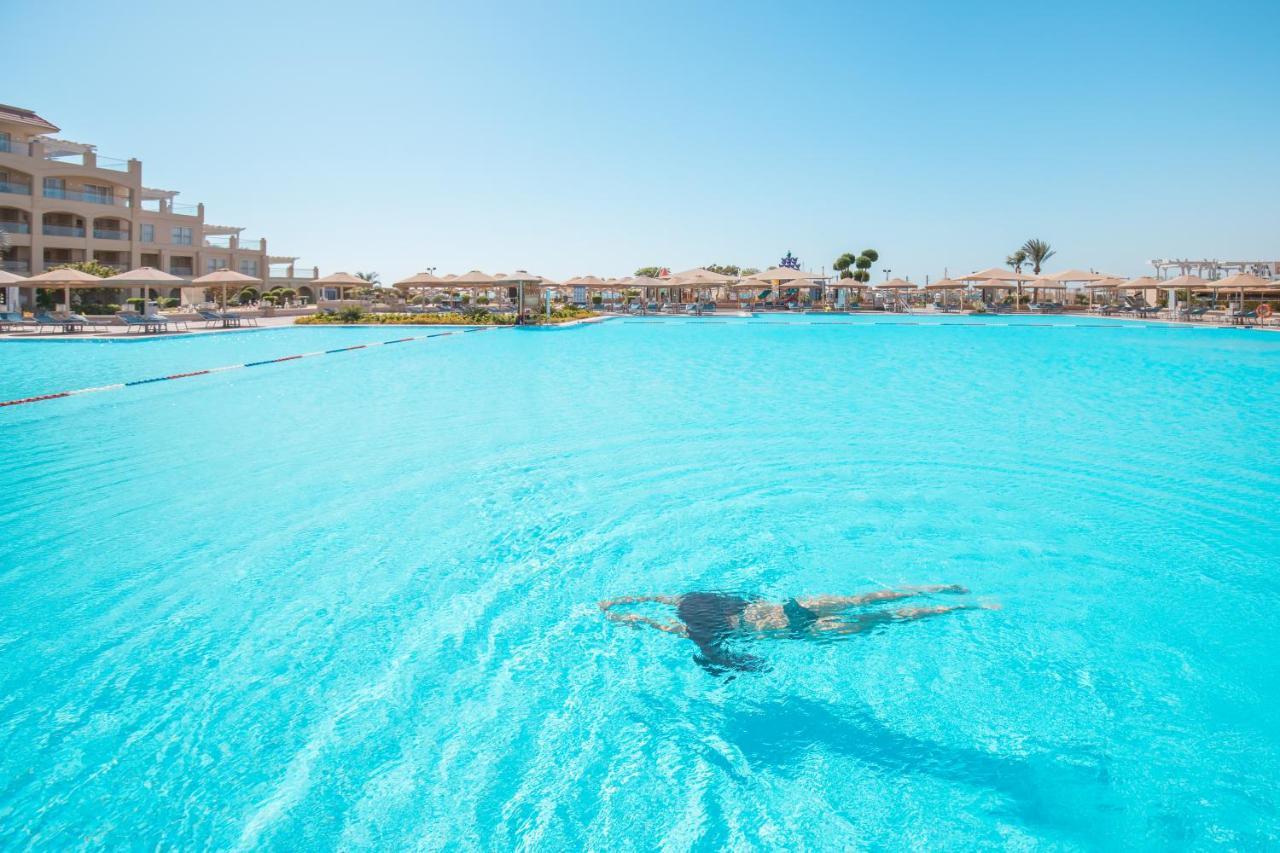 Resort Pickalbatros White - 5*