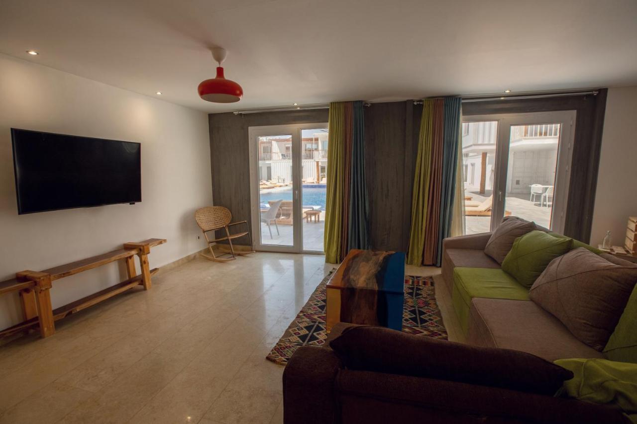 Apartment 23 Havens