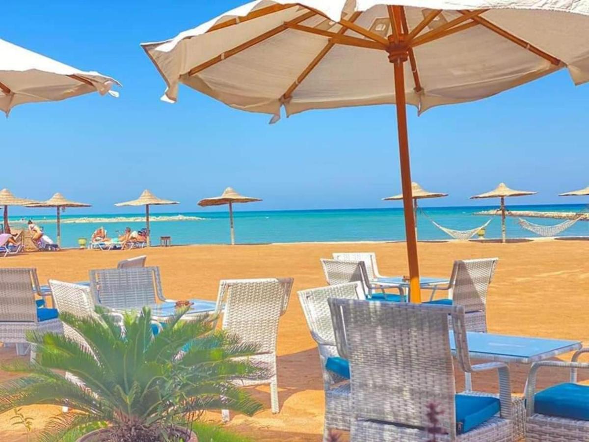 Beachfront 1br - Pool - Sea View - Parking - A C Apartment