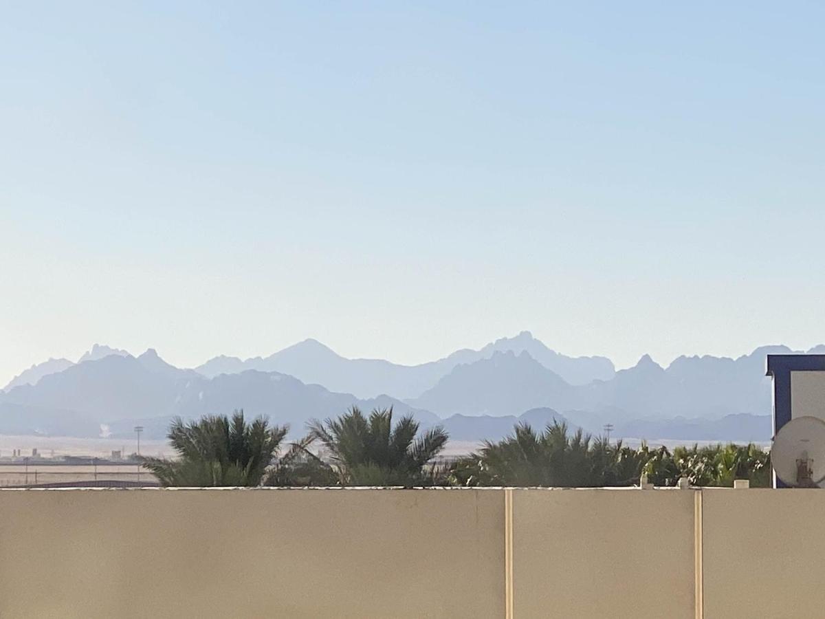 Apartment Modern Mountain View On The Touristic Promenade Hurghada