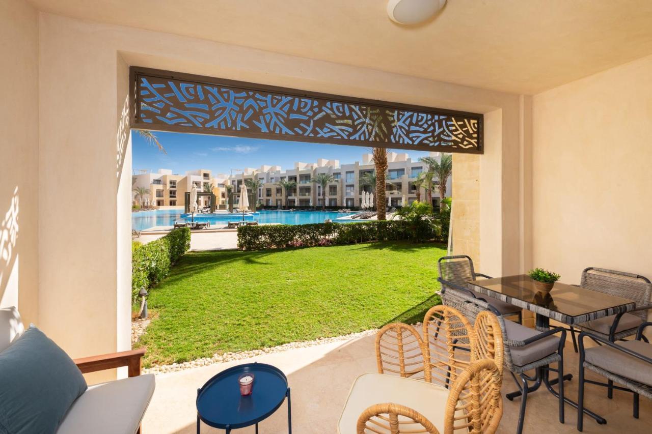 Elegant & Edgy 2 Bedroom W & Pool Mangroovy Apartment Hurghada