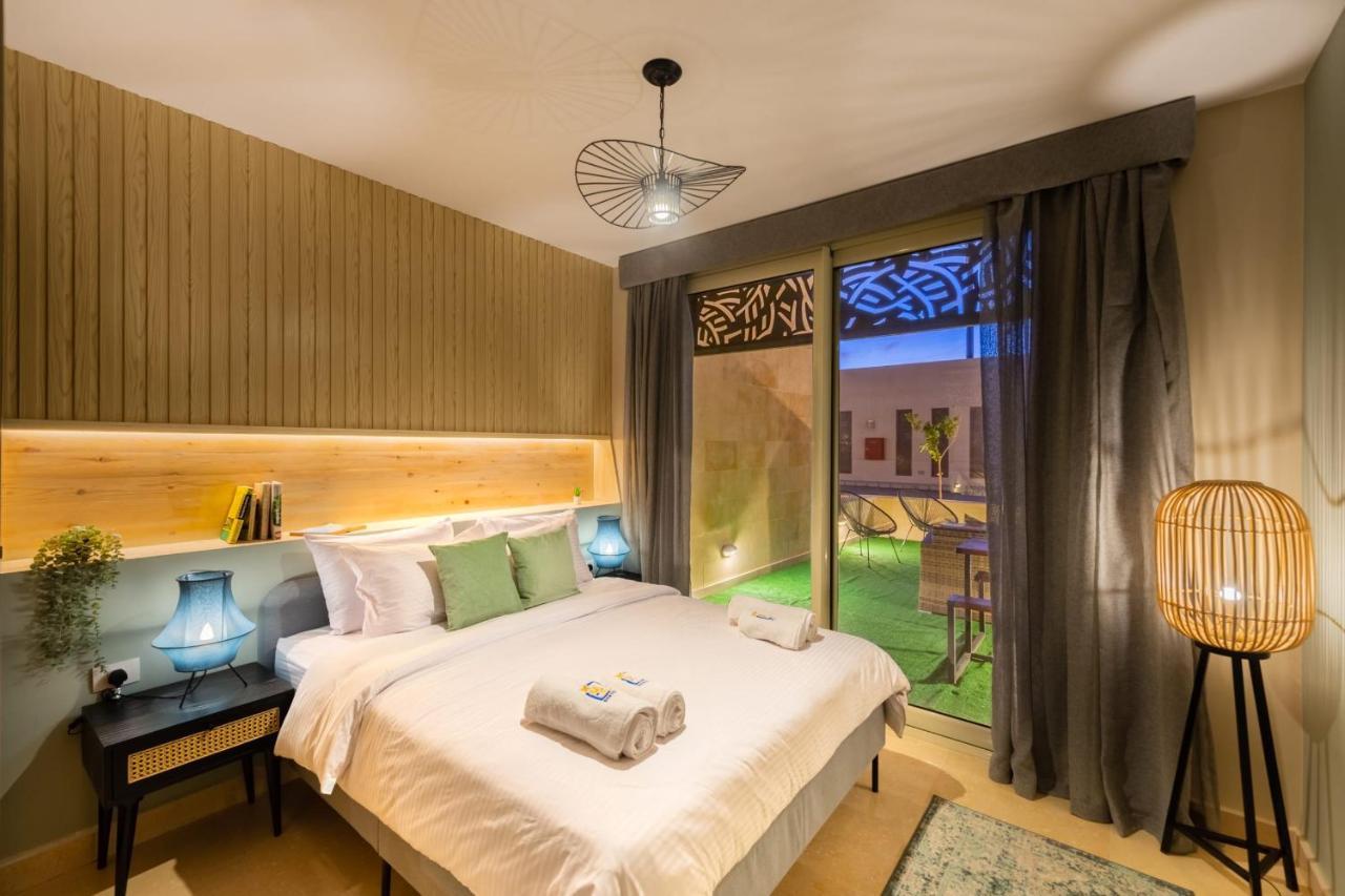 Elegant & Edgy 2 Bedroom W & Pool Mangroovy Hurghada
