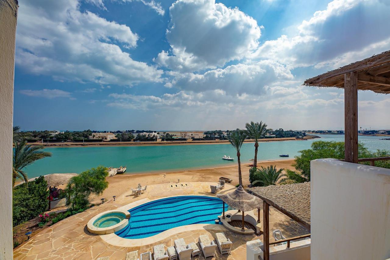 Yasmin El Gouna