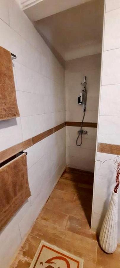 Vakantiehuis Ground Floor In With Private Pool And Private Garden *