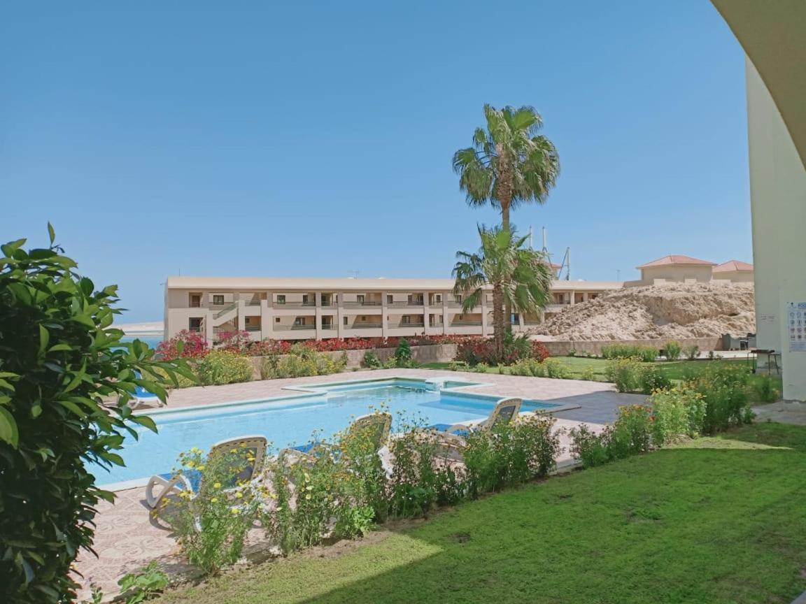 شاليه في كمبوند The View Apartment