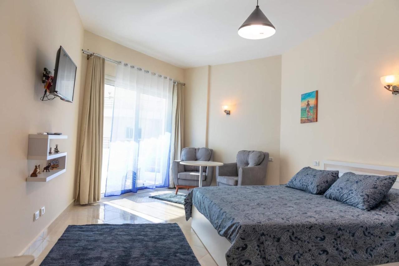 Studio Sea View Pool View Old Sheraton Street Apartment Hurghada