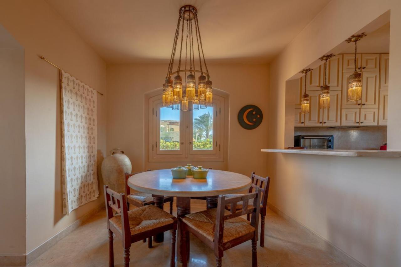 Chic 3br West Golf With Pool, Lagoon View & Villa
