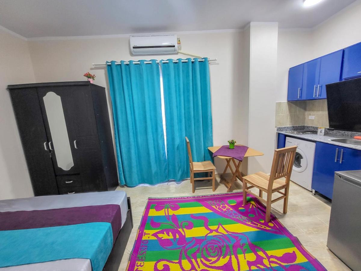Apartment Paradise Plaza Near The Sea Redsealine *