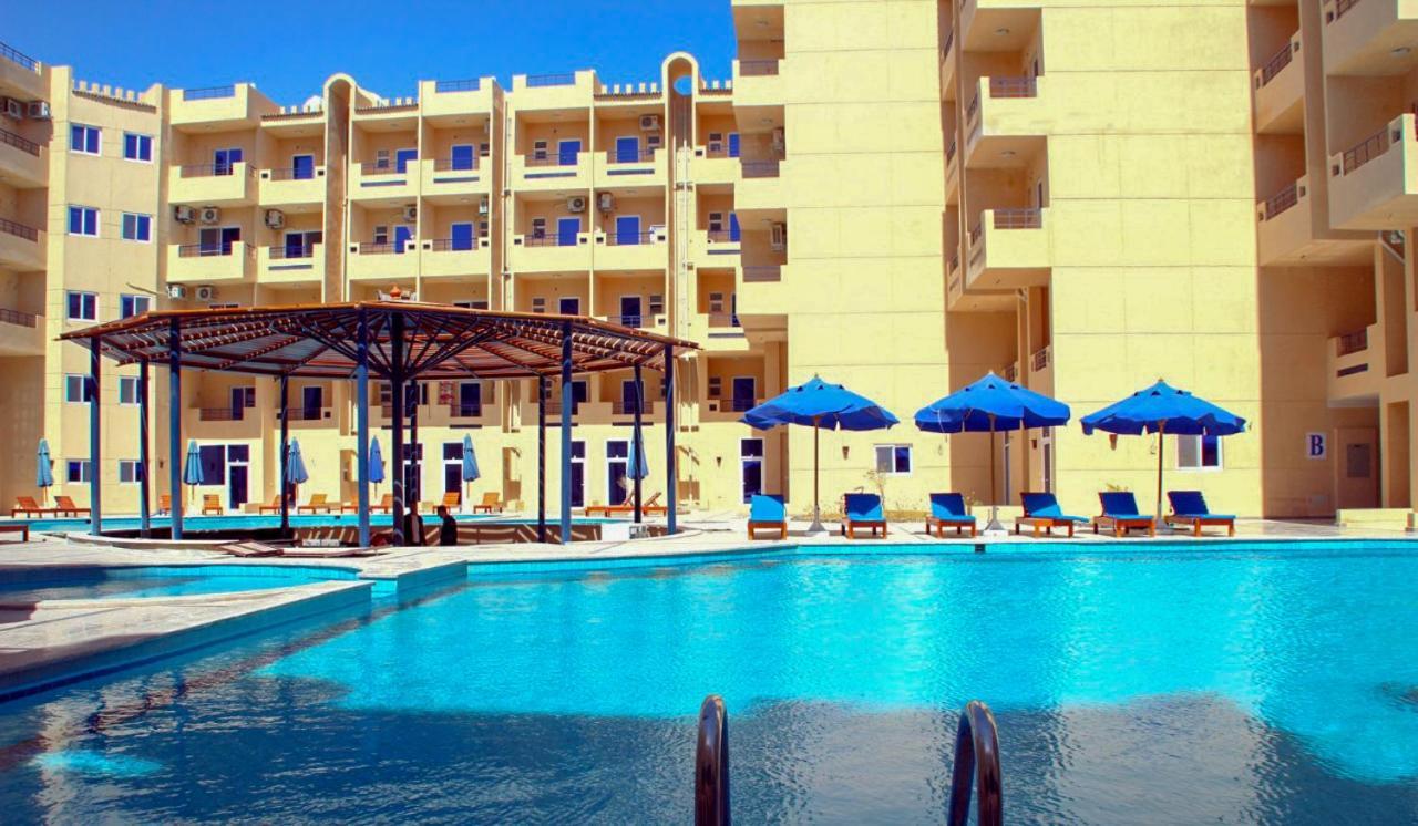 Apartment Paradise Plaza Near The Sea Redsealine *