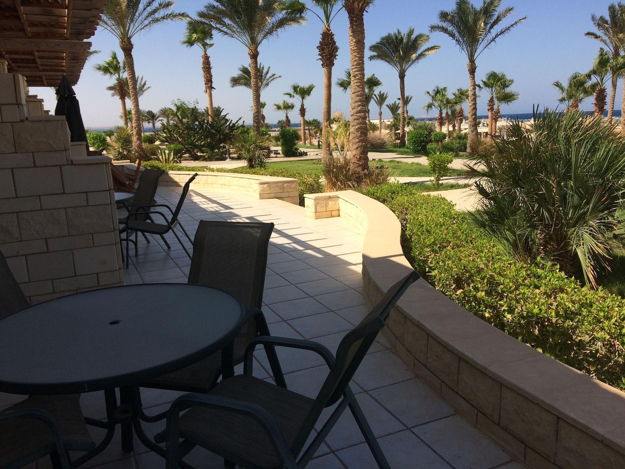 Resort Coral 4*