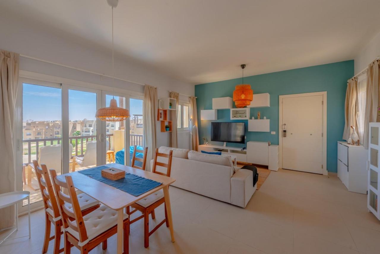 Apartment Sunny 2 Bedroom + Private Roof Terrace Lagoon View Hurghada