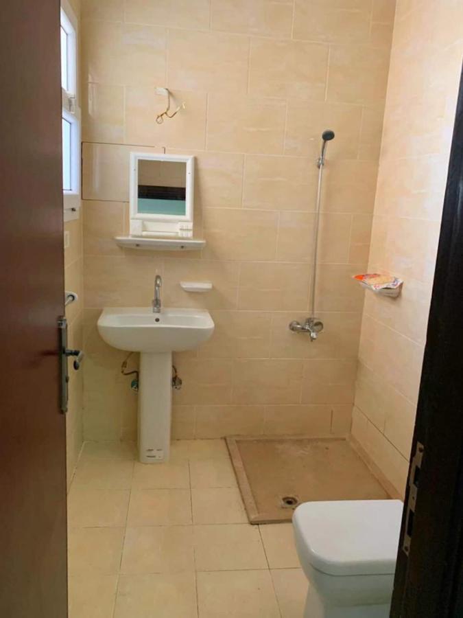прекрасная студия в комплексе с бассейном рядом с бесплатным пляжем Apartment *