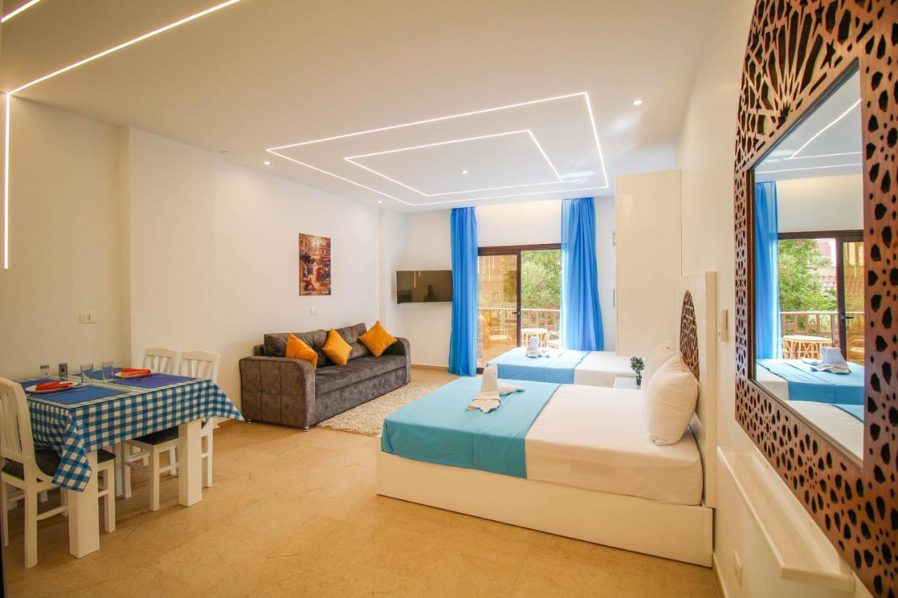 Beachview Turtles Apartment Hurghada