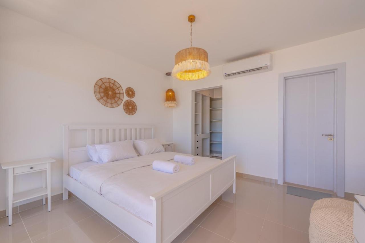 Modern 2-bedroom Penthouse G-cribs Pool View Apartment Hurghada