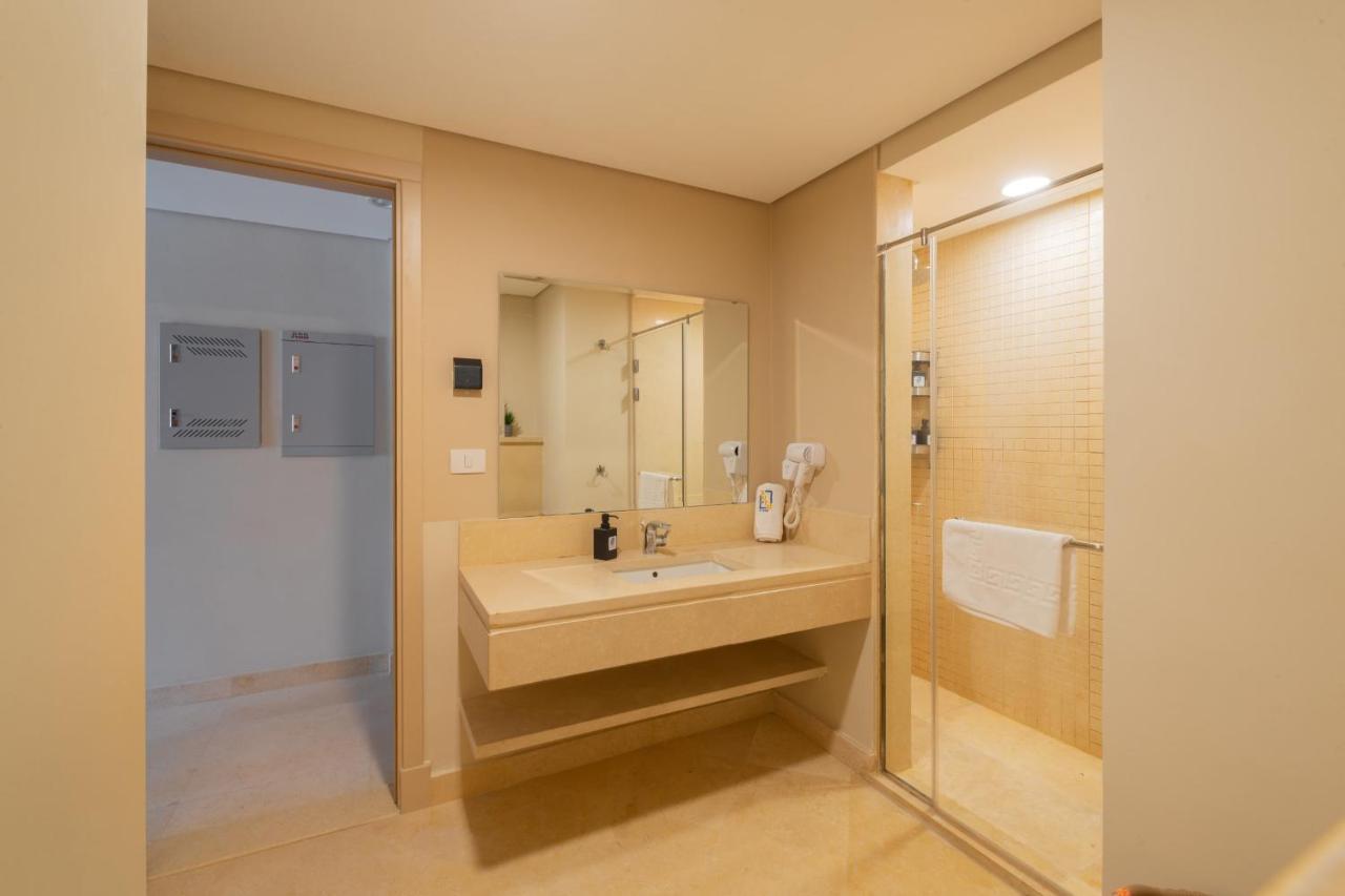 Jazzy 1bdr W Outdoor Pool View Terrace Free Pool & Access * Hurghada