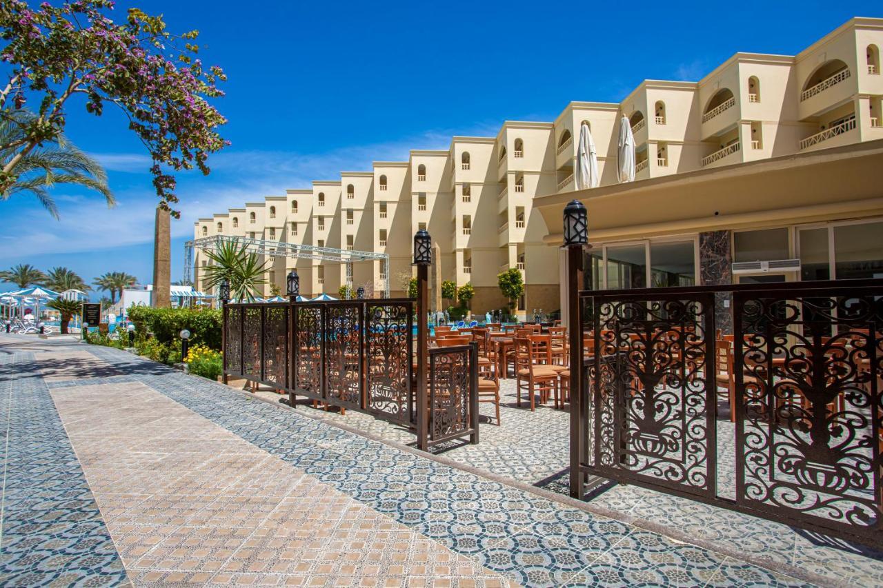 Resort Amc Royal & 5*