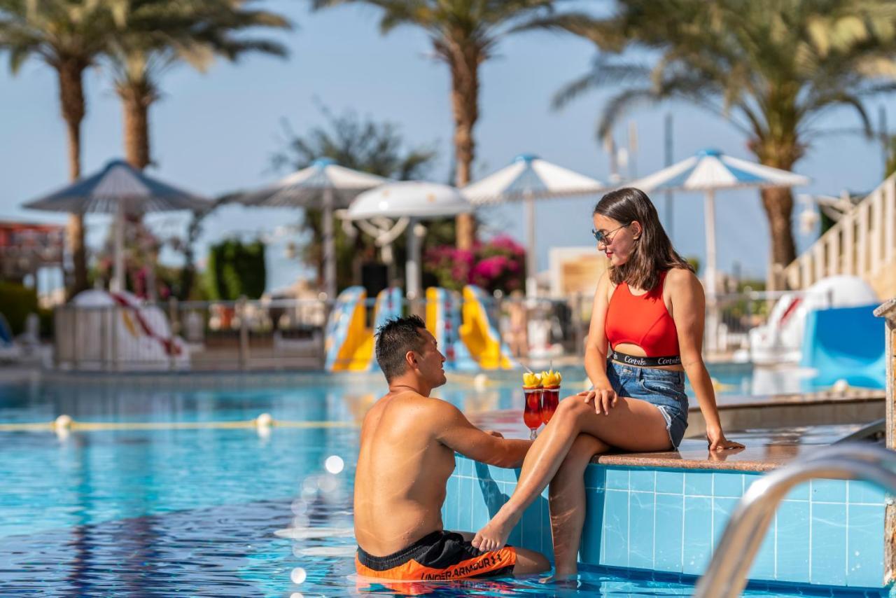 Amc Royal & Resort 5*