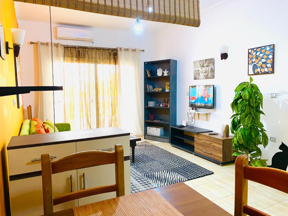 Solider Art Apartment *