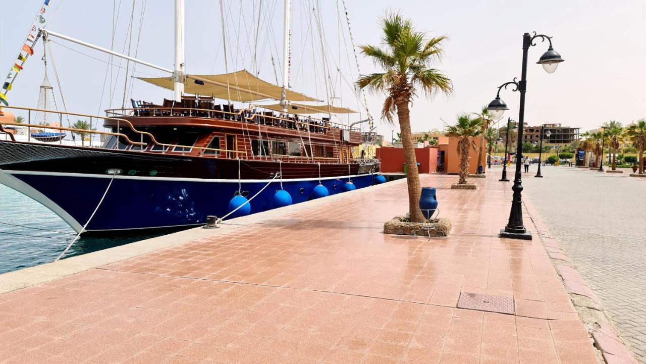 Rare 2bd Marina Hotspot With Pool, Fast Free Wifi & Balcony * Hurghada