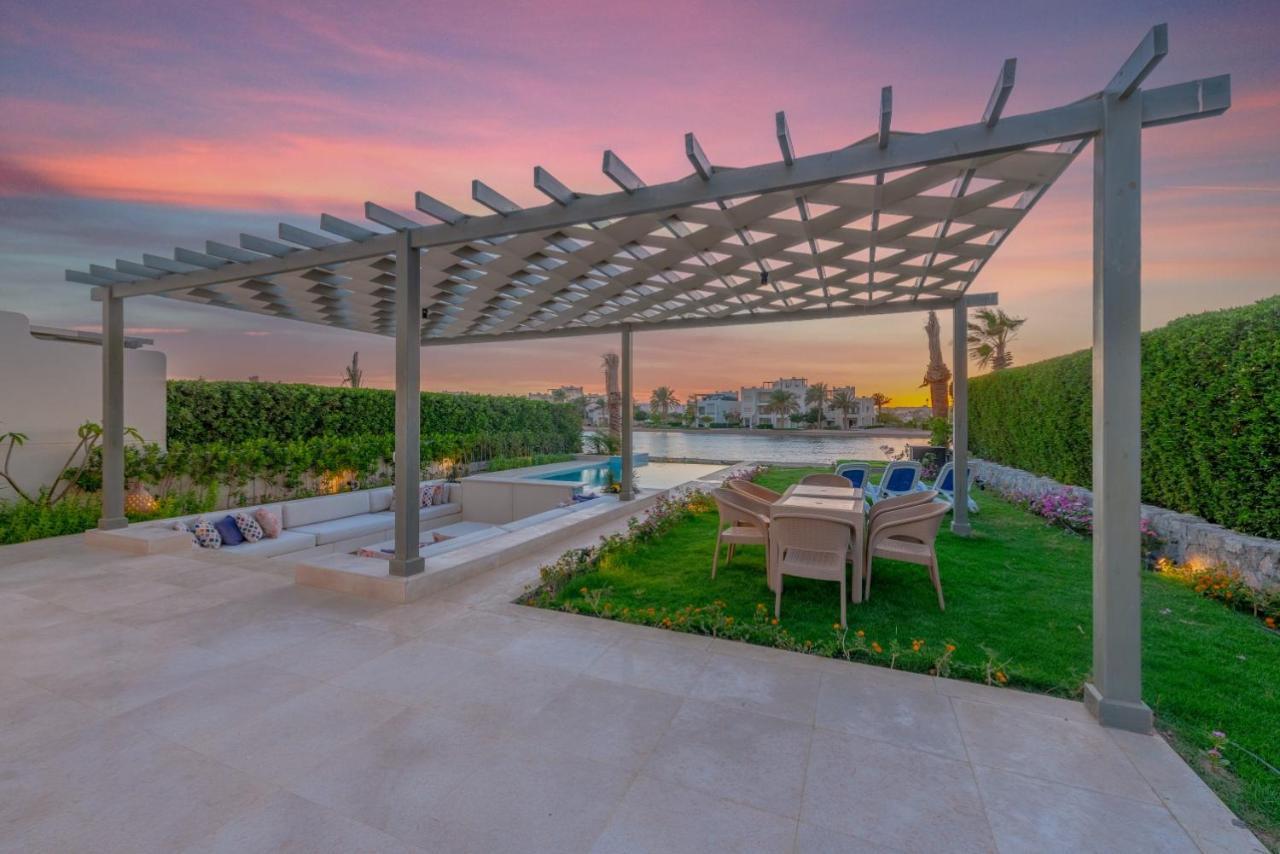 Villa Joubal 3br Private Pool Next To Marina *