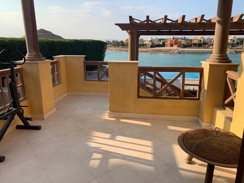Villa 3bedrooms With Private Pool And Direct Lagoon Access