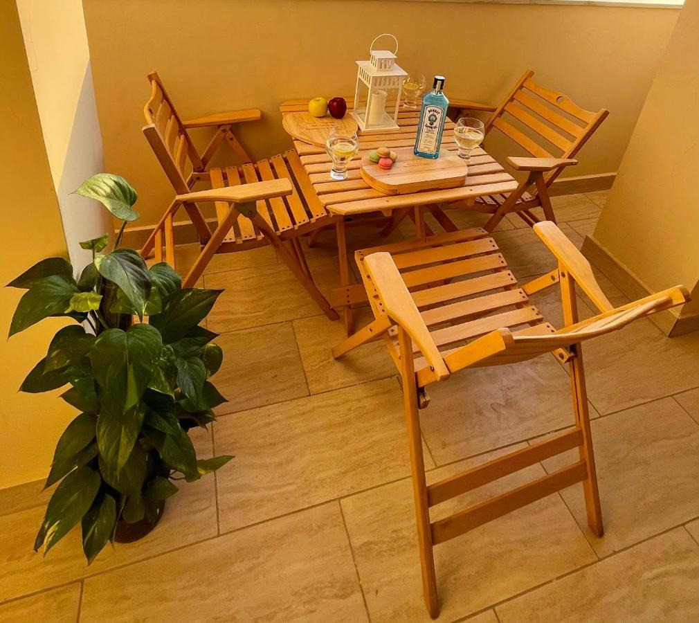 Luxury Self-catering & Studios, Al Dau Heights Apartment *