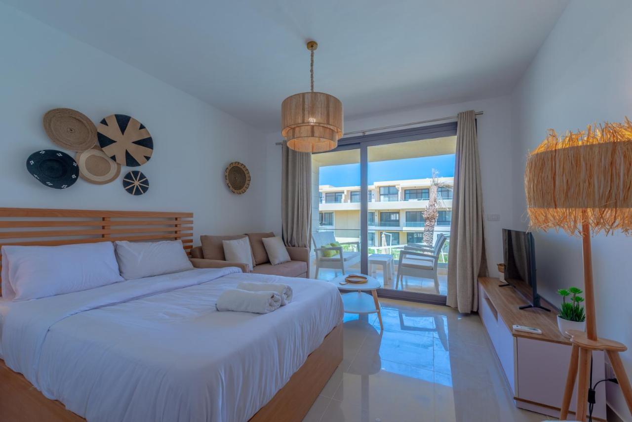 Boho-chic In G-cribs, Pool View *