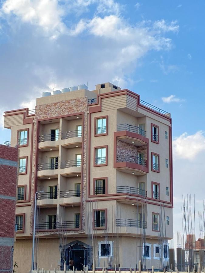 Mando The Golden House * Hurghada