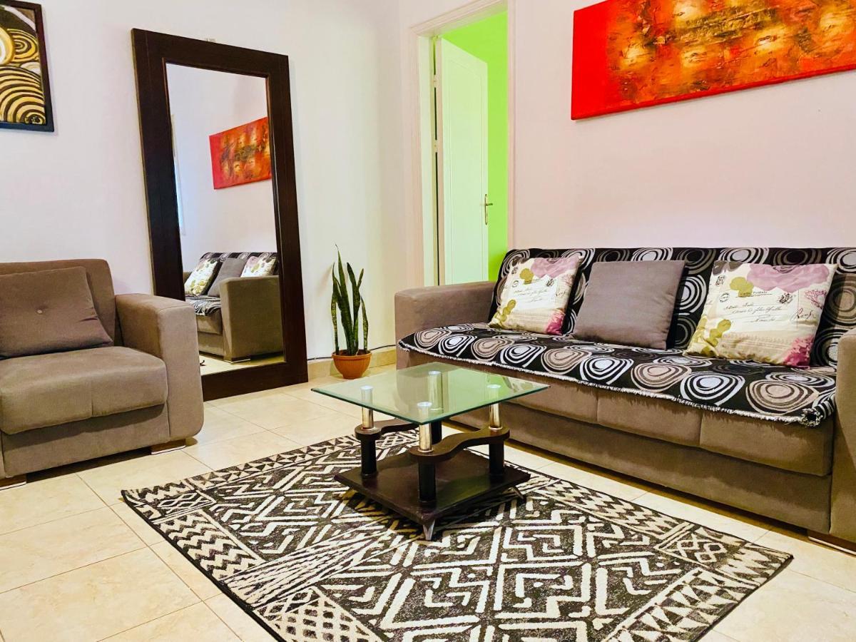 Safari With Wi Fi Center Apartment