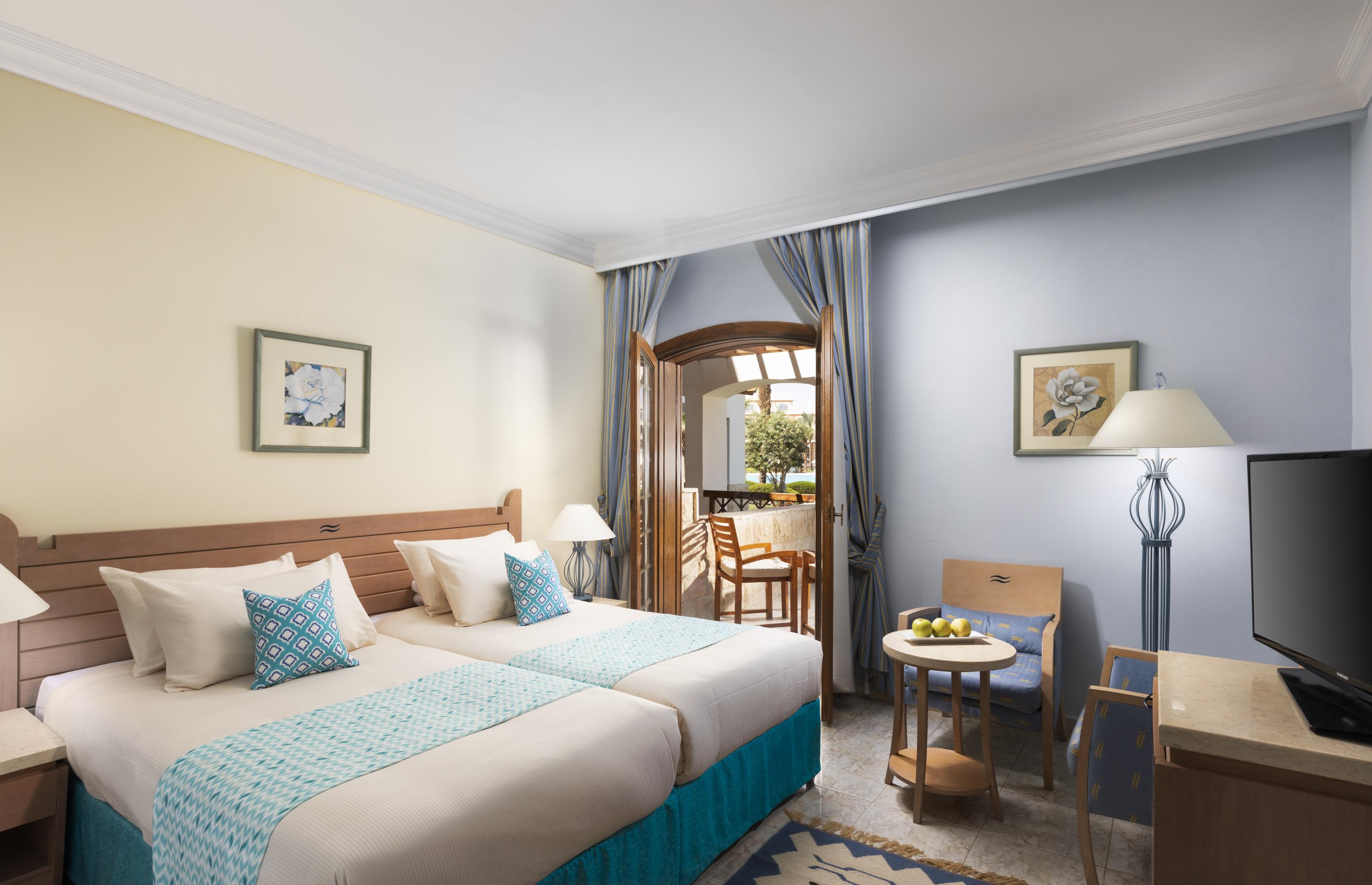 Royal Lagoons & Aqua Park Families And Couples Only Resort