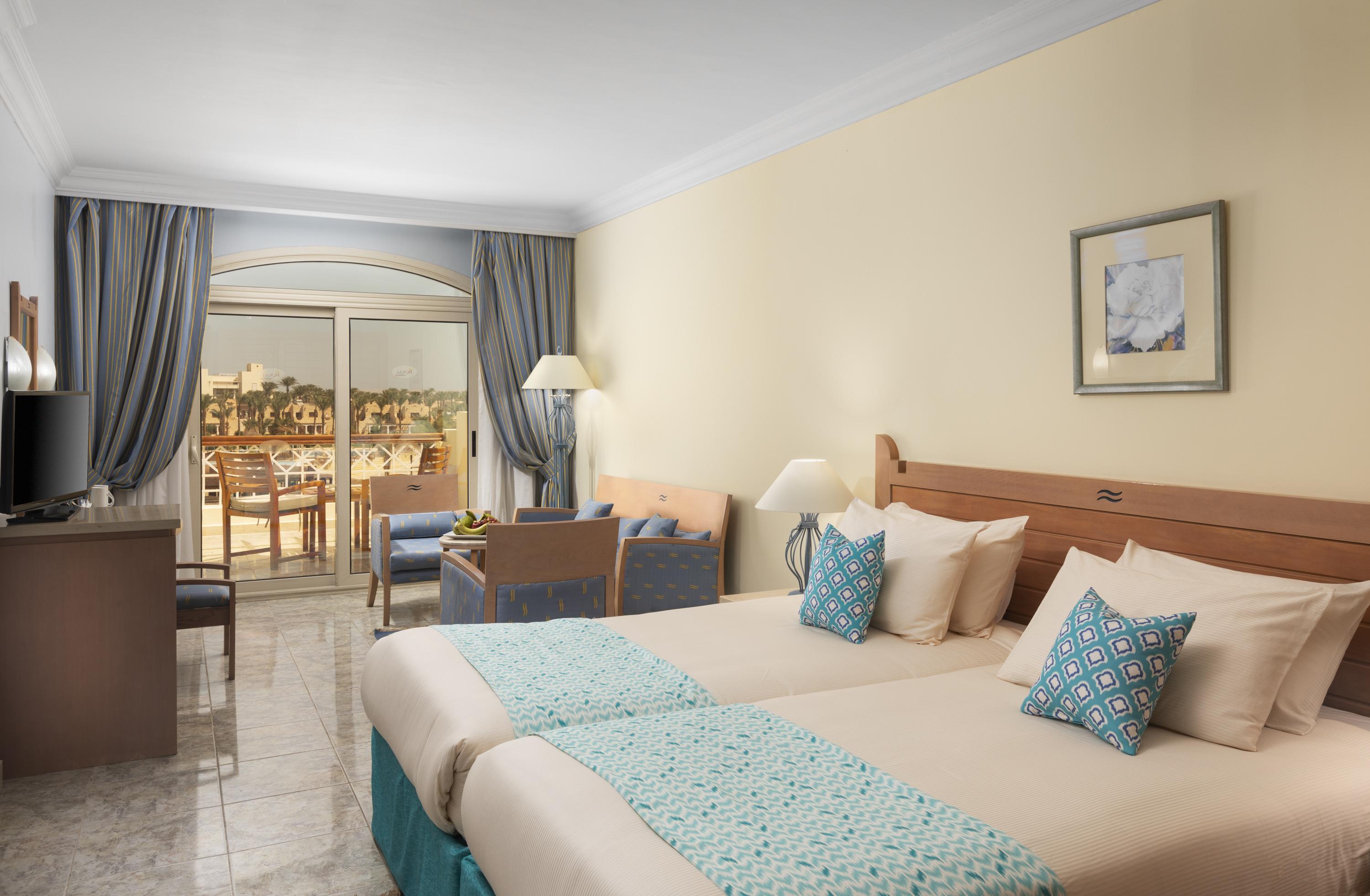 Royal Lagoons & Aqua Park Families And Couples Only 5*