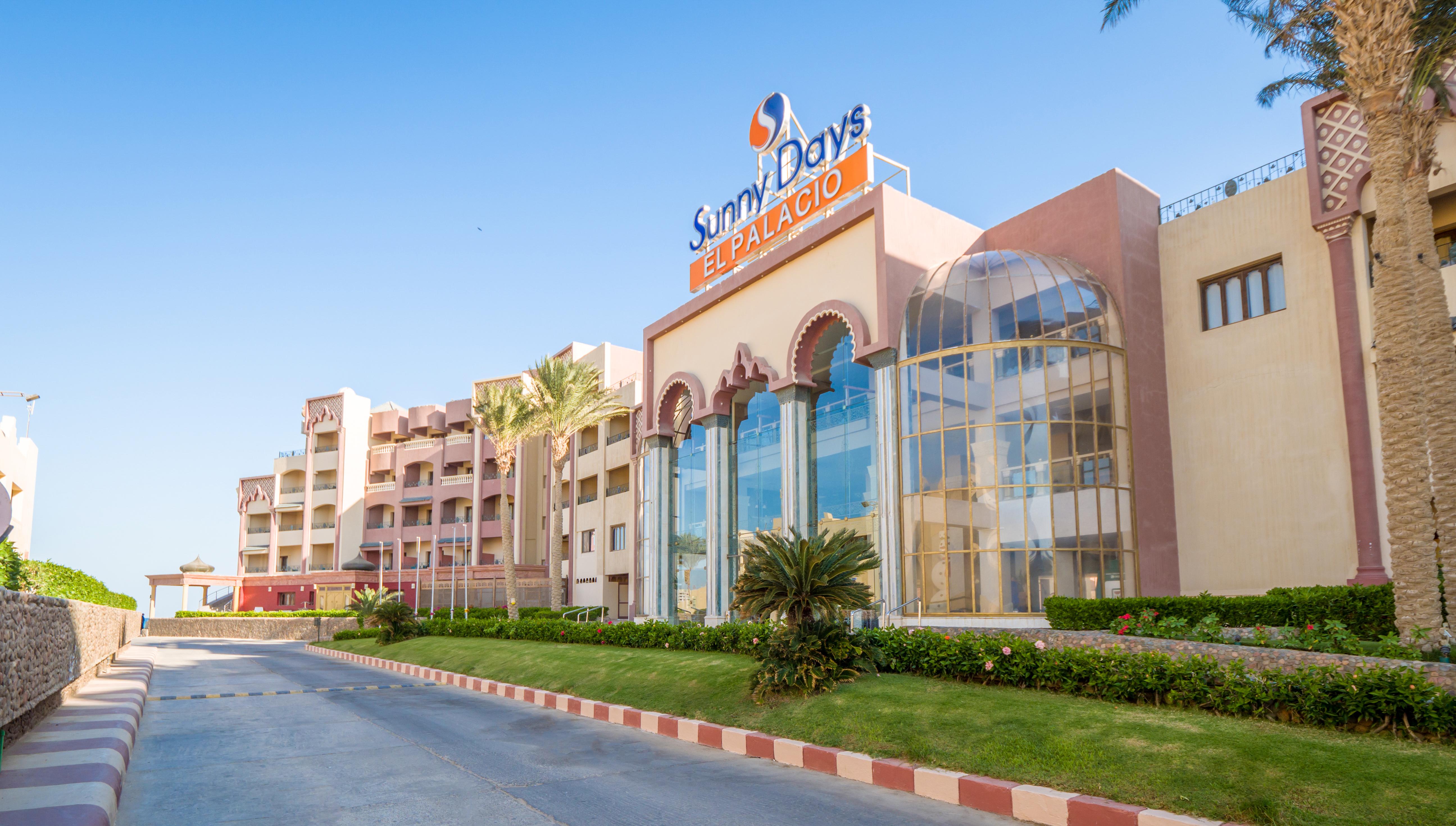 Sunny Days El Palacio & 4*