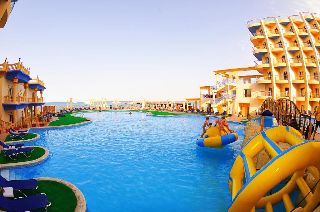 King Tut Aqua Park 4*