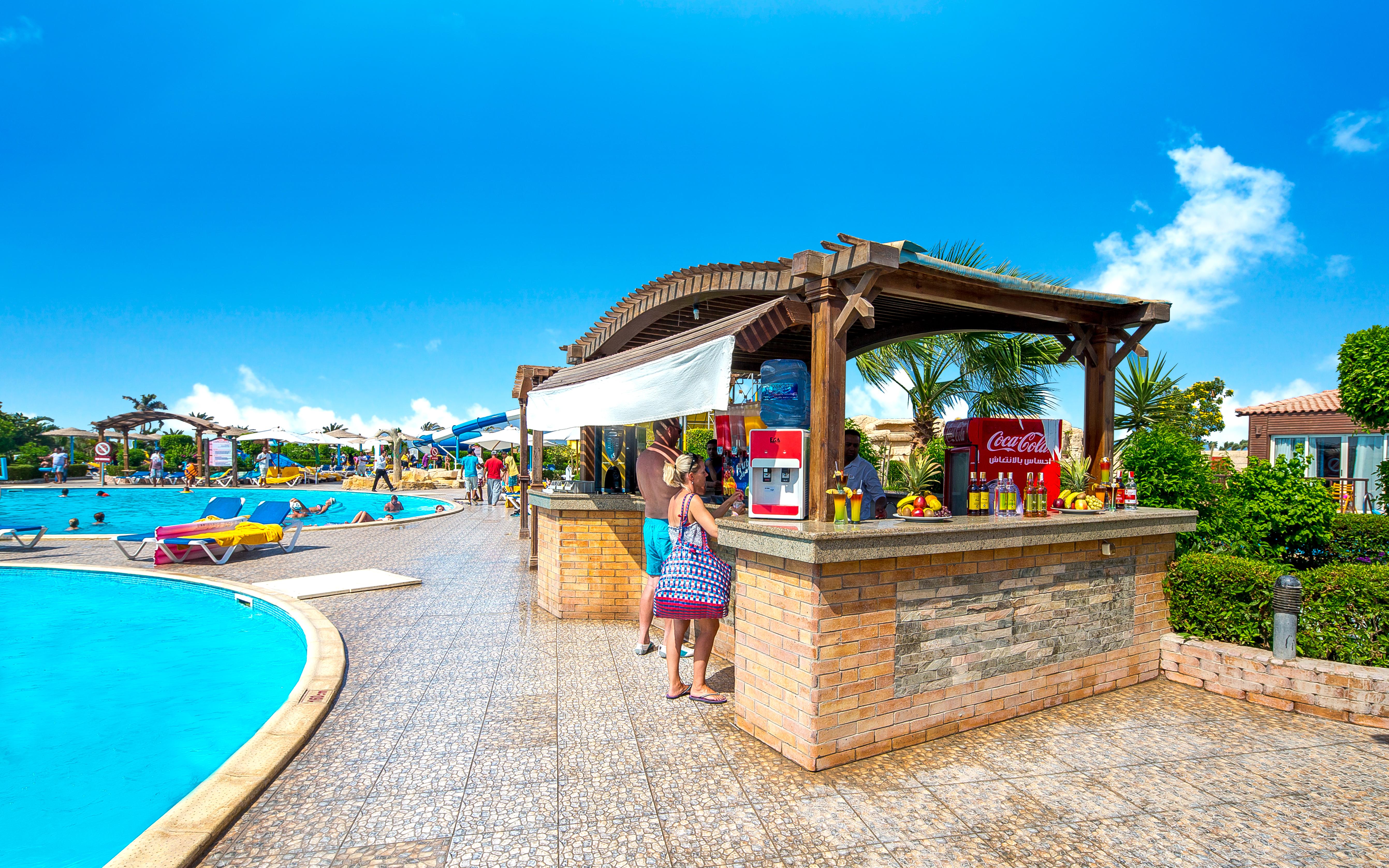 Hawaii Caesar Palace Aqua Park - Families And Couples Only