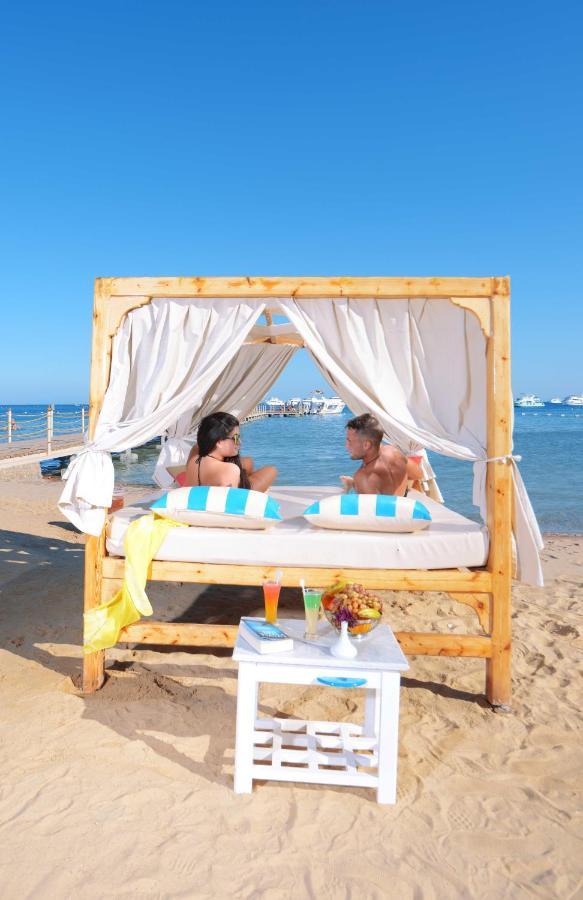 Pickalbatros Blu - Adults Friendly 16 Years Plus- Ultra Resort