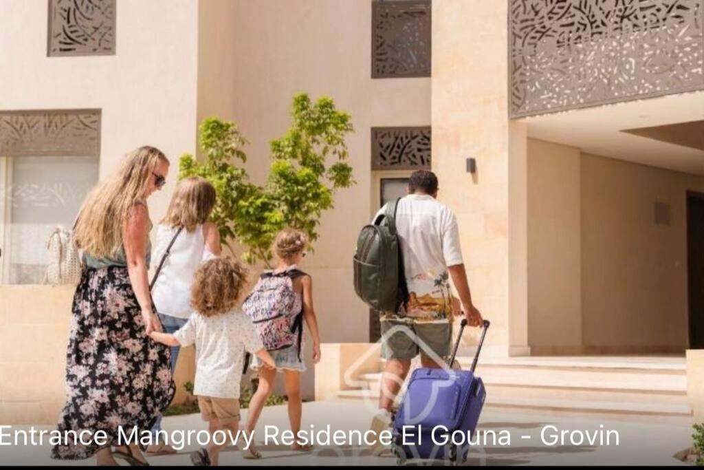 Apartamento Luxurious Sea View 2 Bedroom & Private Garden To The Pool At Mangroovy Hurghada
