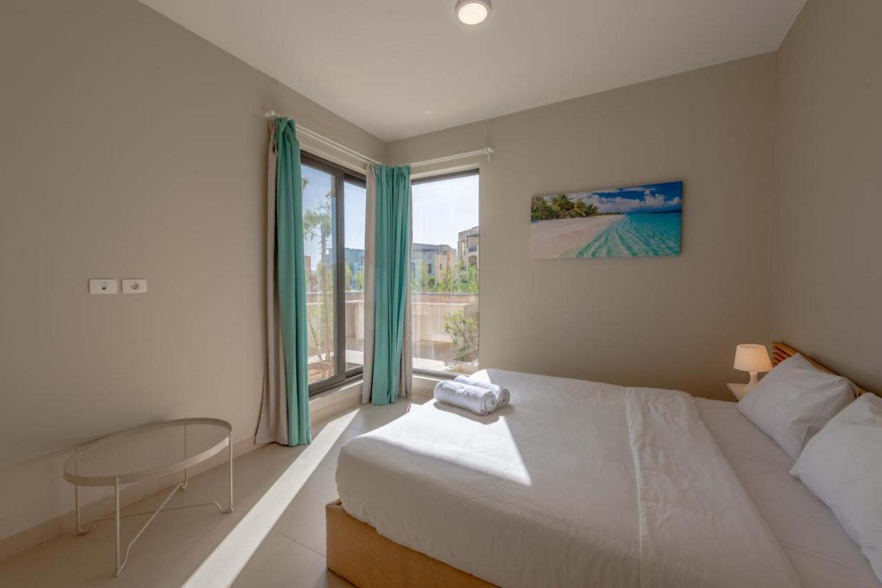 Light-filled 4-bedroom In Tawila, El Gouna. Jacuzzi & Lagoon Villa Hurghada