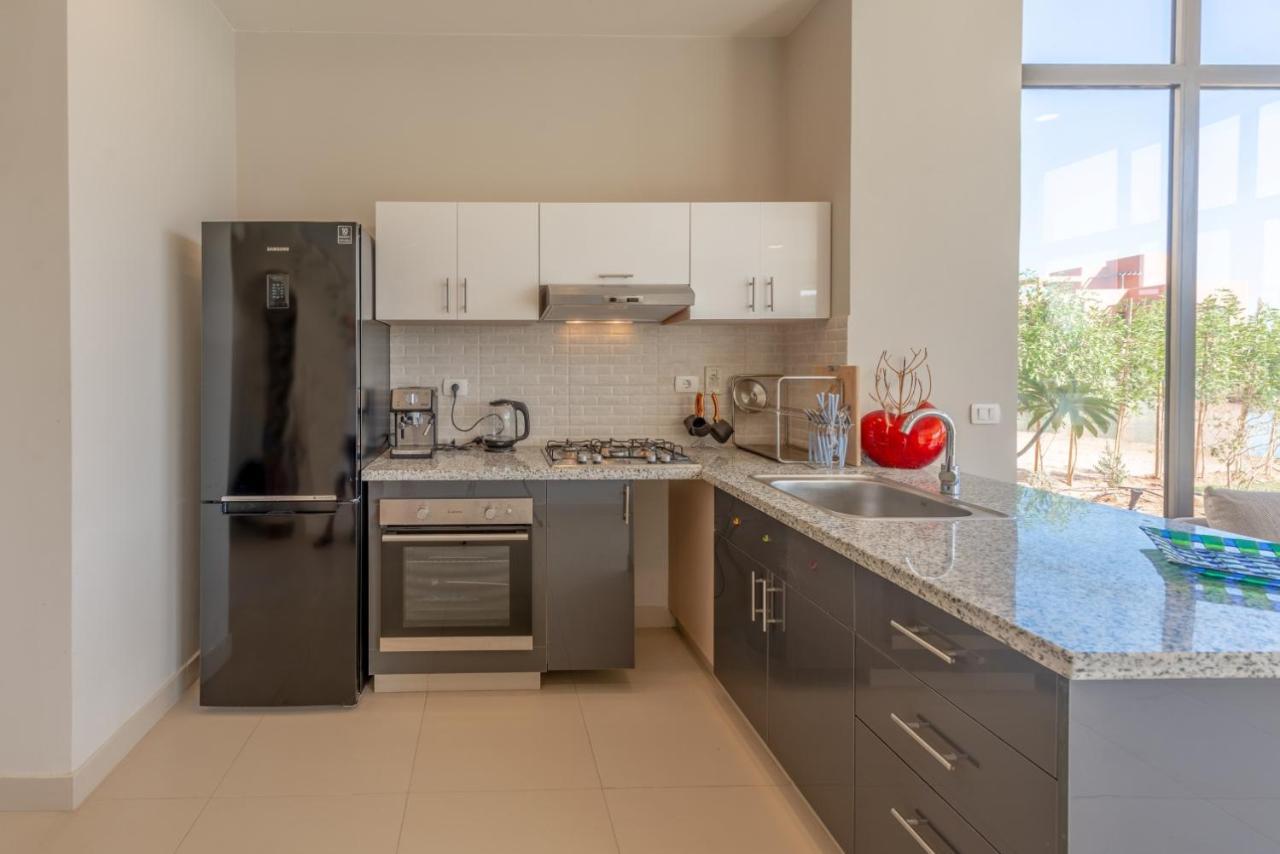 Light-filled 4-bedroom In Tawila, El Gouna. Jacuzzi & Lagoon * Hurghada